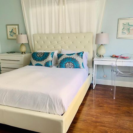 Sun Sand And Love - 1 Bed, 2 Bath Condo Miami Beach Exterior photo